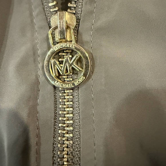 Michael Kors Olive Green Lightweight Hooded Jacket XS - Picture 4 of 7